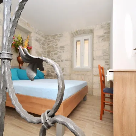 Apartment Petrovic *