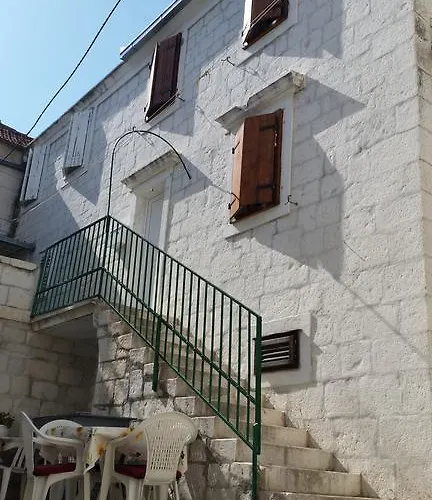 Petrovic Apartment