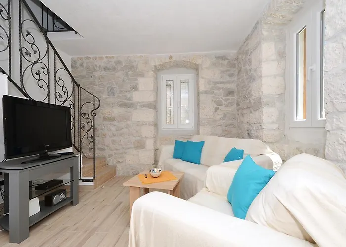 Apartment Petrovic *